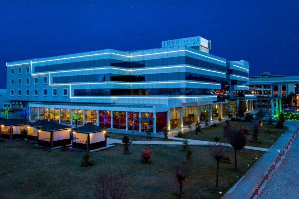 TERMALİN YENİ YILDIZI “JURA HOTELS | AFYON THERMAL”